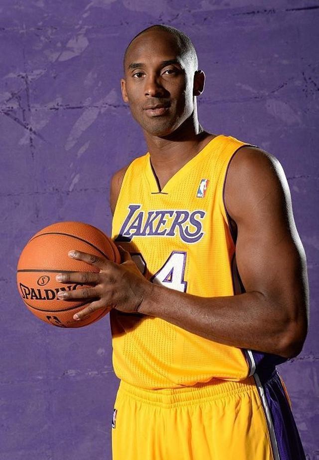 阿尔特塔：道曼一上场就拿球过人，他训练时也经常带球被侵犯（阿尔特塔赞道曼：一登场就完成突破过人，训练时带球也屡遭侵犯）