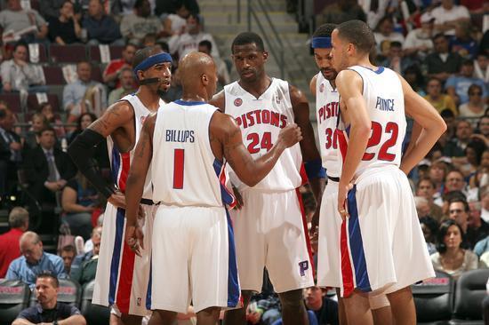 随哈萨克斯坦捷迪苏女排俱乐部在圣保罗2025女排世俱赛（随哈萨克斯坦捷迪苏女排俱乐部征战2025年圣保罗女排世俱赛）