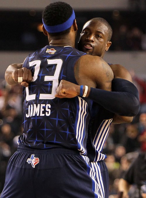 巴萨球员身价变更：拉菲尼亚下跌1000万欧，费尔明涨1000万欧（巴萨球员身价更新：拉菲尼亚下滑1000万欧，费尔明上涨1000万欧）