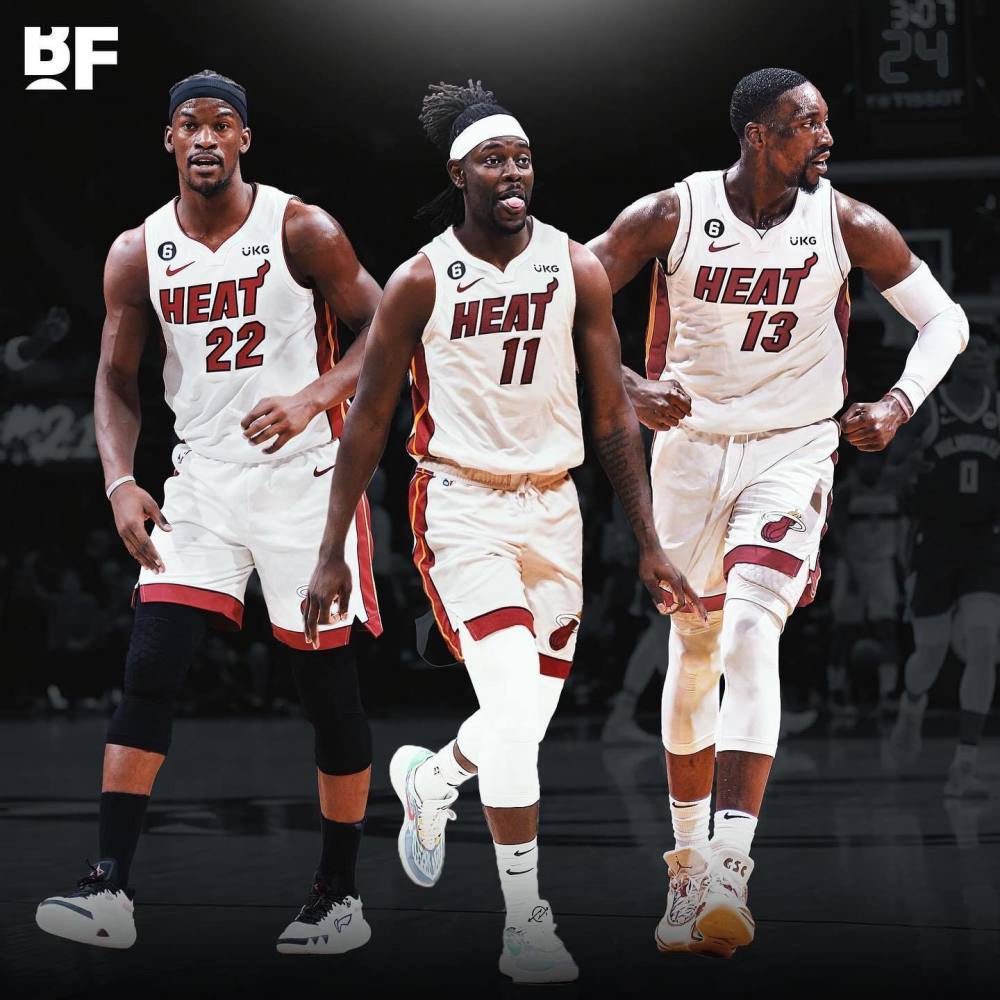 巴萨官方：博阿滕与俱乐部无合作关系；对前后矛盾的形象道歉（巴萨声明：否认与博阿滕合作，并就前后矛盾的形象致歉）