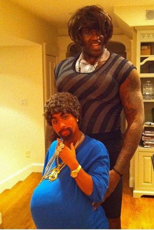 巴萨3比1马竞的第10分钟：球迷再次集体高喊梅西的名字！（巴萨3-1马竞进行至第10分钟，球迷再度齐声高喊梅西！）