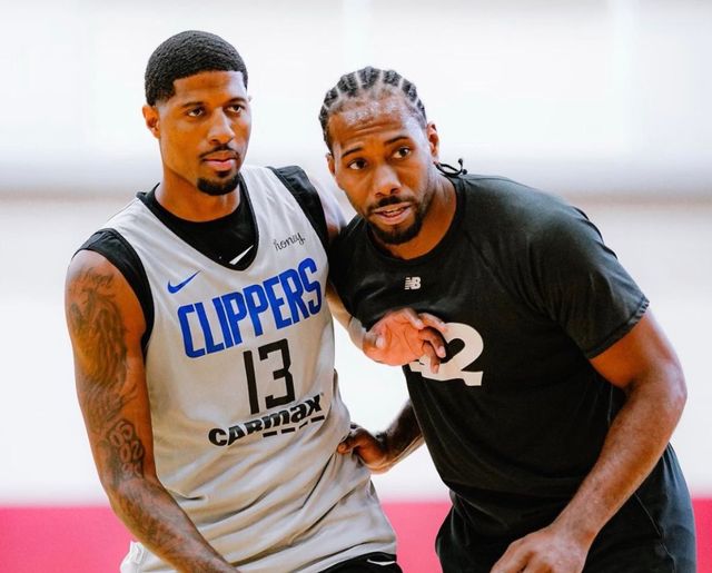 沙媒：鲁本-内维斯将和利雅得新月续约2年，未来几天会官宣（沙媒：鲁本-内维斯将与利雅得新月续约两年，数日内正式官宣）