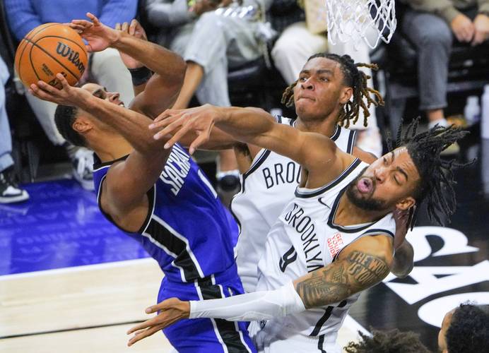 曹法尔：我为西汉姆踢球5年，却只换来了30秒的不续约通知（曹法尔：效力西汉姆五年，最终仅用30秒被通知不续约）